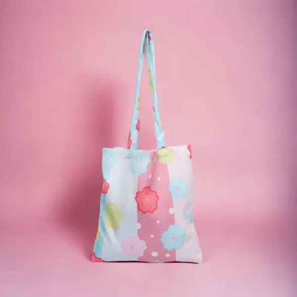 AOP tote bags qikink
