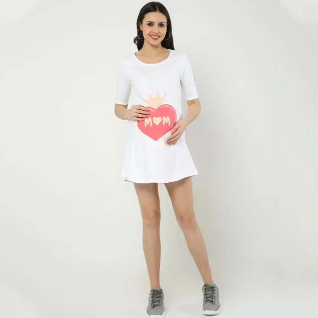 Printed maternity dress qikink Printed maternity dress qikink