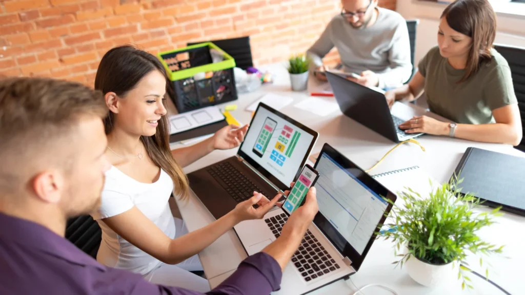 Top low investment business ideas - mobile app businesses