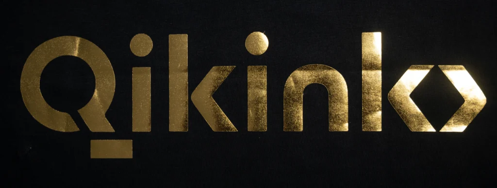 Gold Vinyl t-shirt printing Qikink