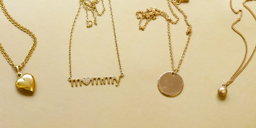 Print on demand necklaces-qikink