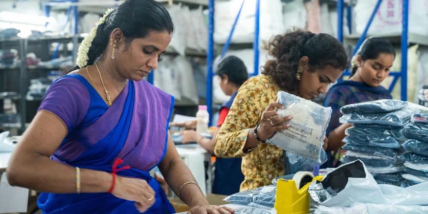 dtg printed t-shirt quality checking & packing at qikink print on demand factory