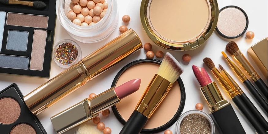 Beauty & Cosmetic Products niche-qikink