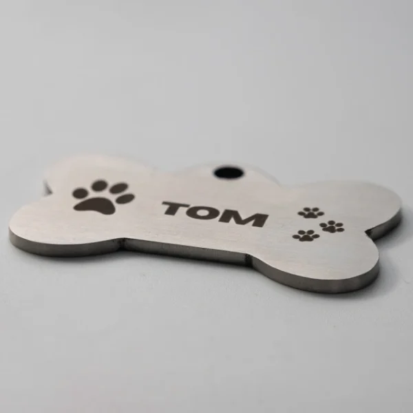 custom engraved pet tags for dogs cats qikink print on demand